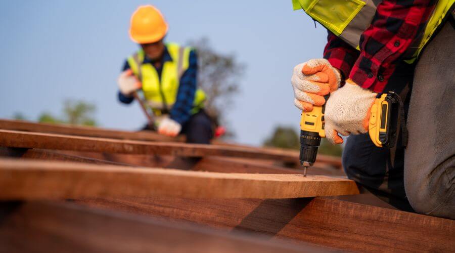 Expert Emergency Roof Repairs services in Oneida, KS